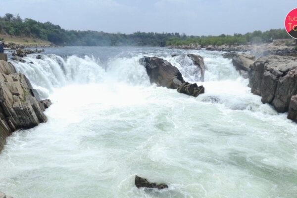 जानिए मध्यप्रदेश के जबलपुर में स्थित भेड़ाघाट क्यों प्रसिद्ध है