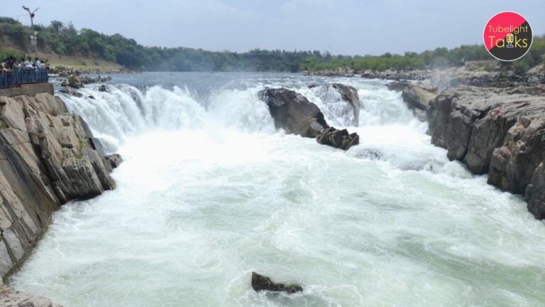 जानिए मध्यप्रदेश के जबलपुर में स्थित भेड़ाघाट क्यों प्रसिद्ध है