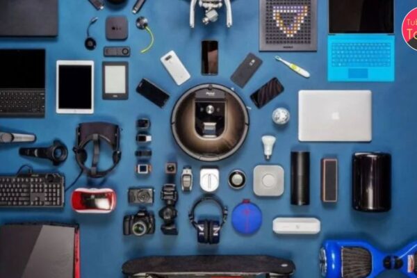 10 Tech Gadgets That Will Make Your Life Easier in 2025 10 Tech Gadgets That Will Make Your Life Easier in 2025